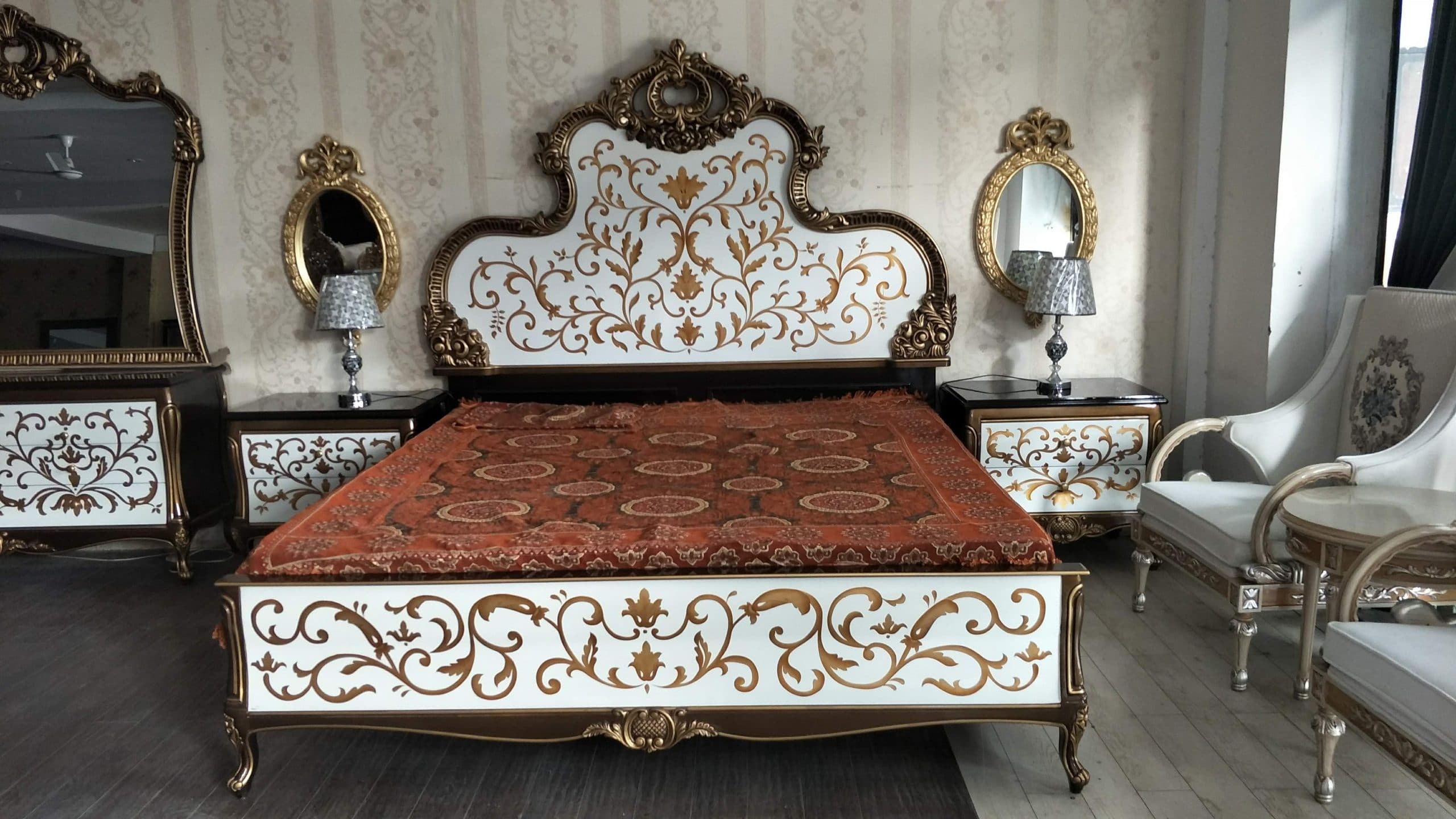 FH-5334 Royal King Art Bed Set