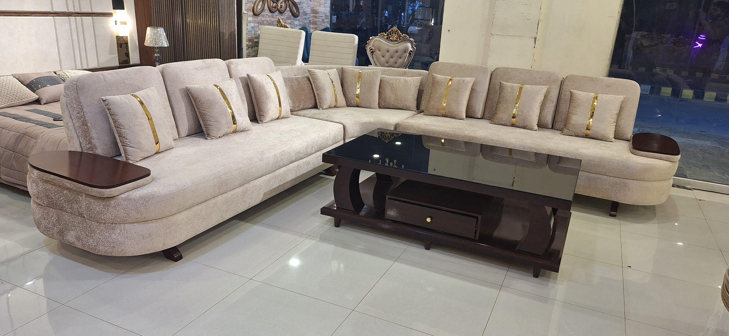 Product Gallery Image 4